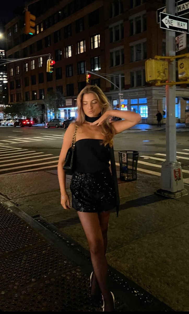 Don’t Know What You’re Supposed to Wear on Nights Out? We Have the Answer