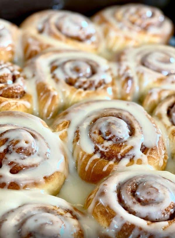 Αφράτα ρολά κανέλας (cinnamon rolls) σε 1 ώρα!