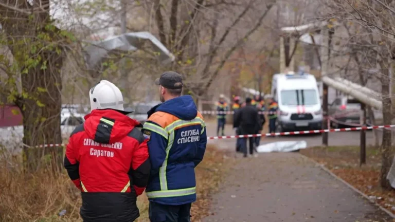 Η Ρωσία κατέρριψε 37 ουκρανικά drones κατά τη διάρκεια της νύχτας, γυναίκα τραυματίστηκε στο Σαράτοφ